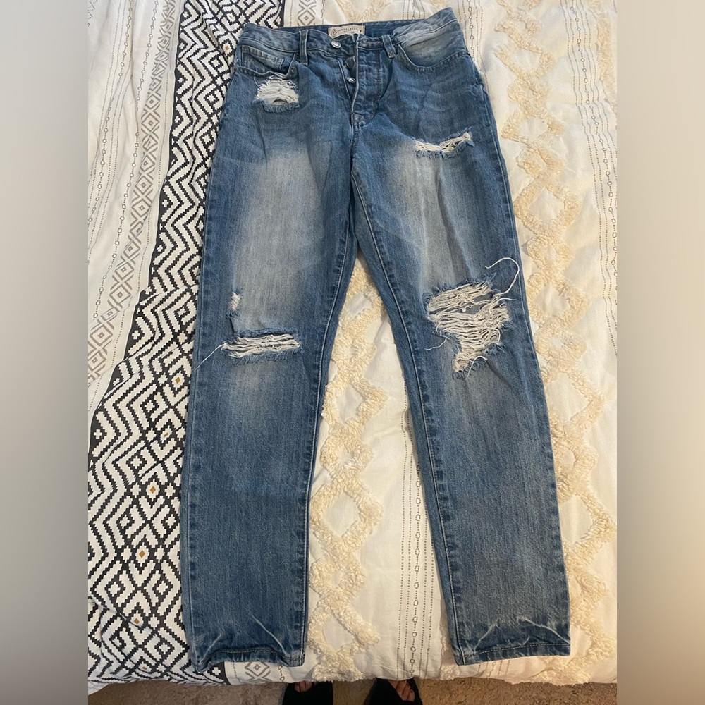 Angel kiss Los Angeles distressed jeans